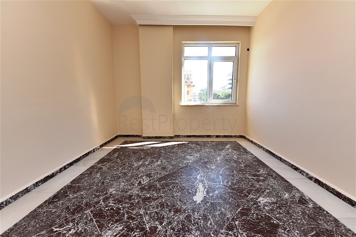 Квартиры и торговое помещение в районе Джикджилли