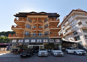 Квартиры и торговое помещение в районе Джикджилли