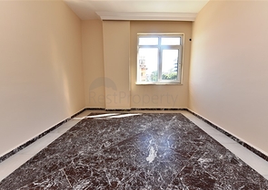 Квартиры и торговое помещение в районе Джикджилли