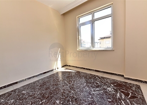 Квартиры и торговое помещение в районе Джикджилли