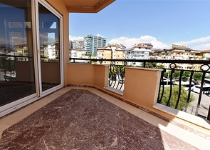 Квартиры и торговое помещение в районе Джикджилли