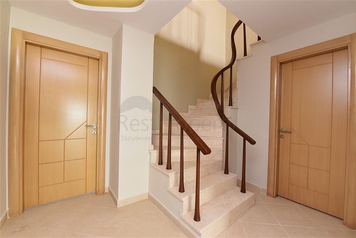 Пентхаус планировки 4+1 в районе Кестель