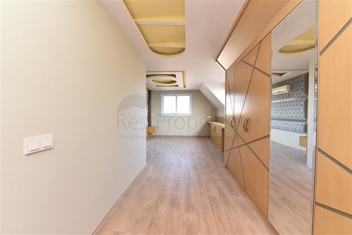 Пентхаус планировки 4+1 в районе Кестель