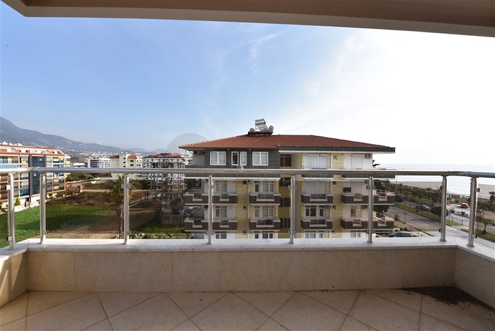 Пентхаус планировки 4+1 в районе Кестель