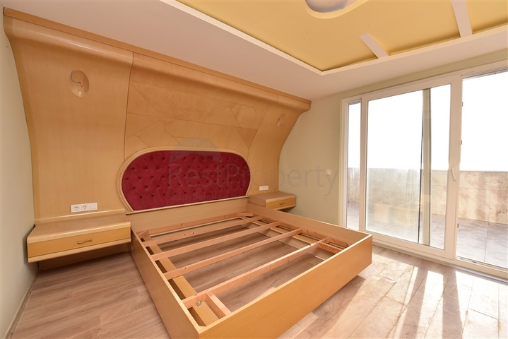 Пентхаус планировки 4+1 в районе Кестель