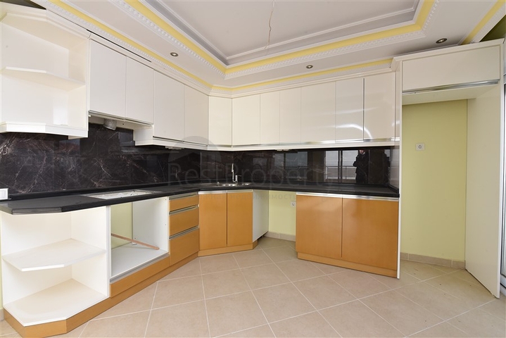 Пентхаус планировки 4+1 в районе Кестель