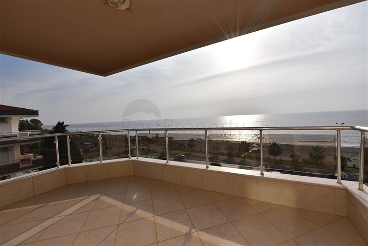 Пентхаус планировки 4+1 в районе Кестель