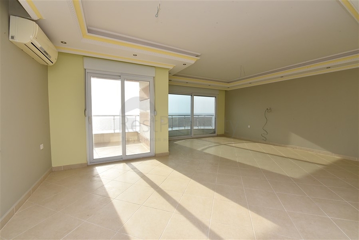 Пентхаус планировки 4+1 в районе Кестель