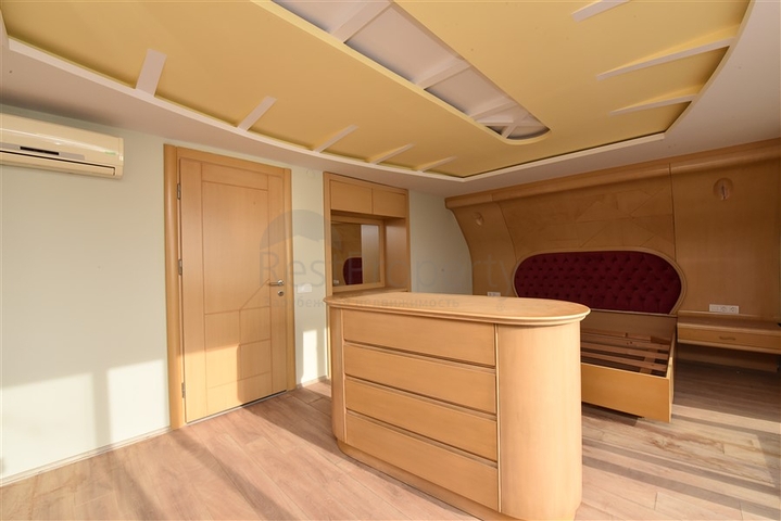 Пентхаус планировки 4+1 в районе Кестель