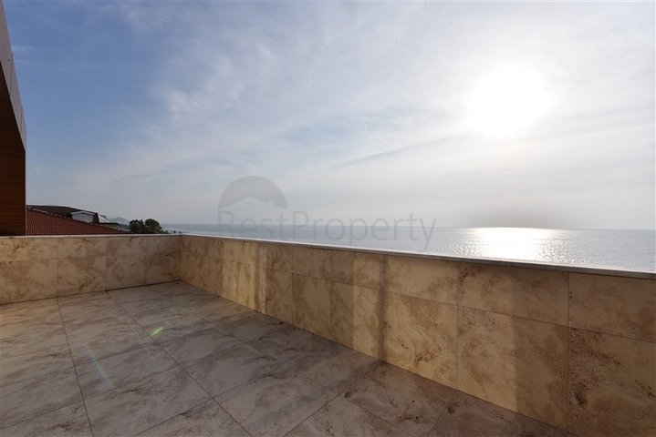 Пентхаус планировки 4+1 в районе Кестель