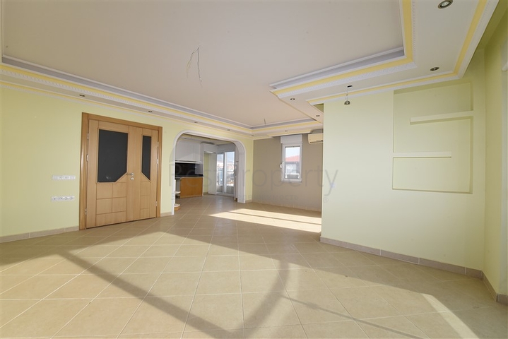 Пентхаус планировки 4+1 в районе Кестель