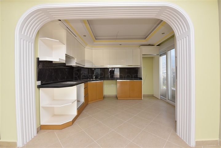 Пентхаус планировки 4+1 в районе Кестель