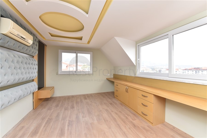 Пентхаус планировки 4+1 в районе Кестель