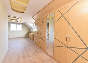 Пентхаус планировки 4+1 в районе Кестель