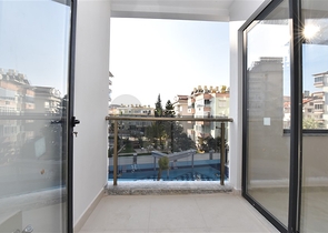 Трехкомнатная квартира в центре Алании