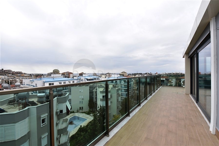 Пентхаус с видом на море в Авсалларе