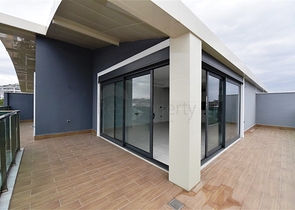 Пентхаус с видом на море в Авсалларе