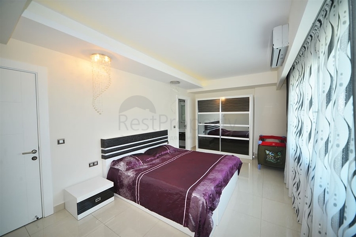 Квартира планировки 3+1 с мебелью в Махмутларе