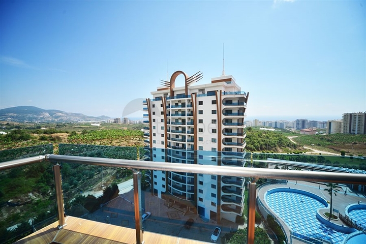 Квартира планировки 3+1 с мебелью в Махмутларе