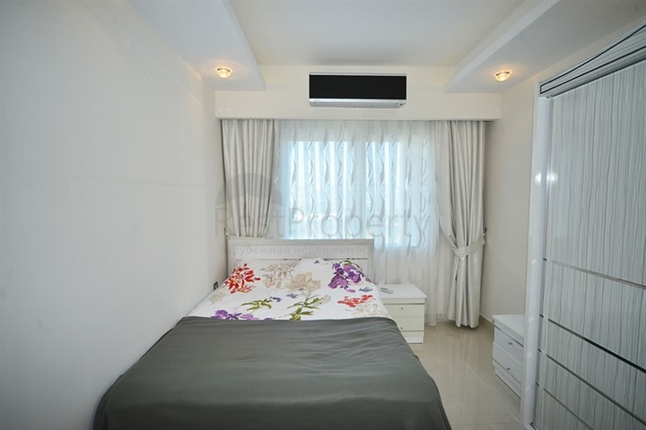 Квартира планировки 3+1 с мебелью в Махмутларе