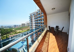 Квартира планировки 3+1 с мебелью в Махмутларе