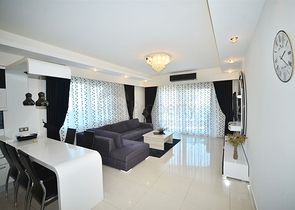 Квартира планировки 3+1 с мебелью в Махмутларе