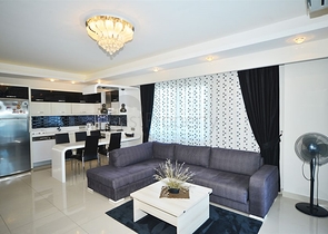 Квартира планировки 3+1 с мебелью в Махмутларе