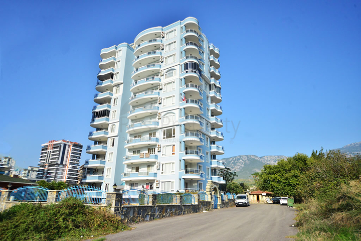 Меблированная квартира планировки 2+1 в районе Махмутлар