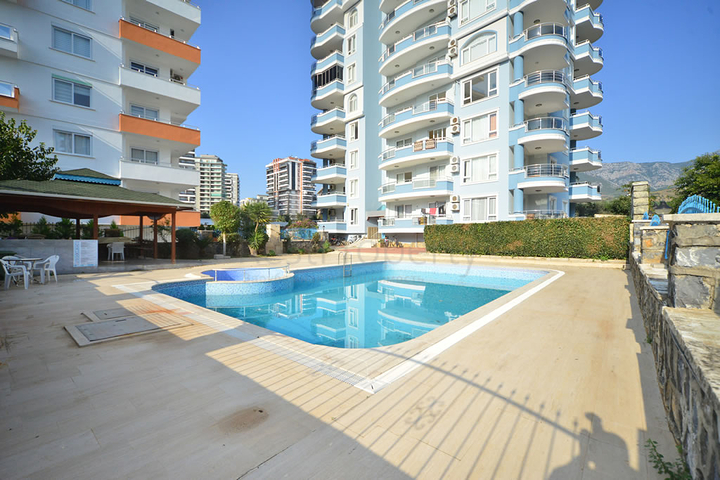 Меблированная квартира планировки 2+1 в районе Махмутлар