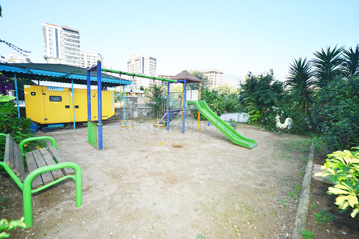 Меблированная квартира планировки 2+1 в районе Махмутлар