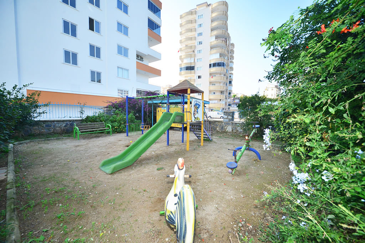 Меблированная квартира планировки 2+1 в районе Махмутлар