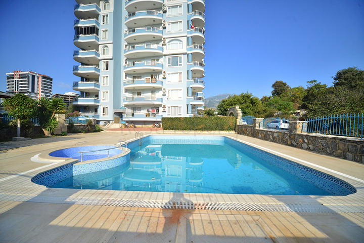 Меблированная квартира планировки 2+1 в районе Махмутлар