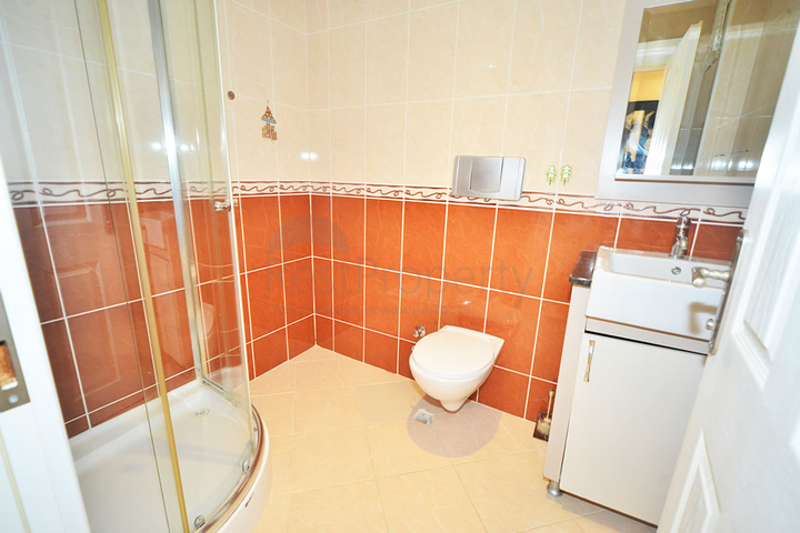 Меблированная квартира планировки 2+1 в районе Махмутлар