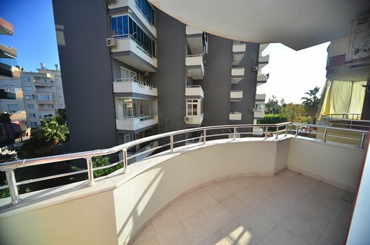 Квартира с двумя спальнями в Махмутларе