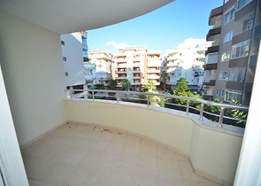 Квартира с двумя спальнями в Махмутларе