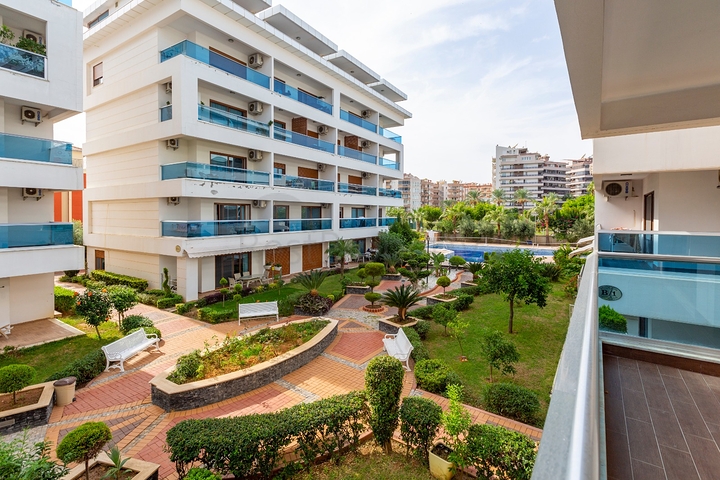 Дуплекс с выходом в сад в районе Кестель