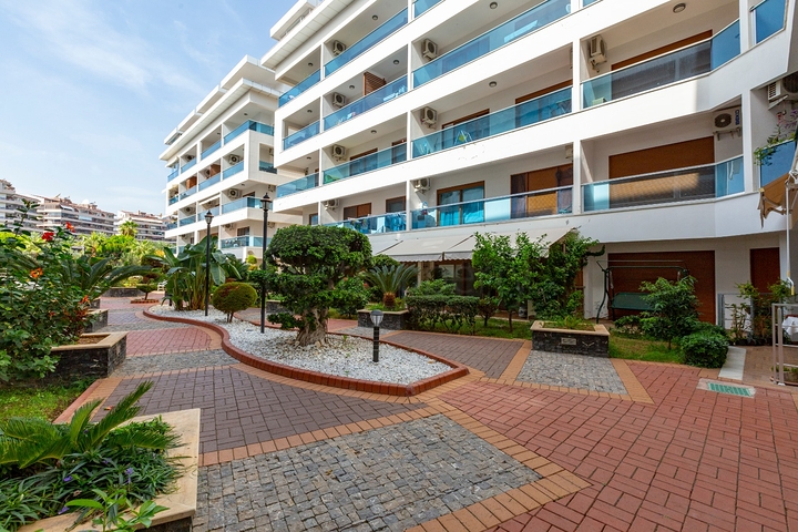 Дуплекс с выходом в сад в районе Кестель