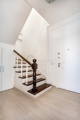 Дуплекс с выходом в сад в районе Кестель