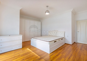 Дуплекс с выходом в сад в районе Кестель