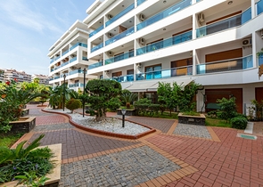 Дуплекс с выходом в сад в районе Кестель