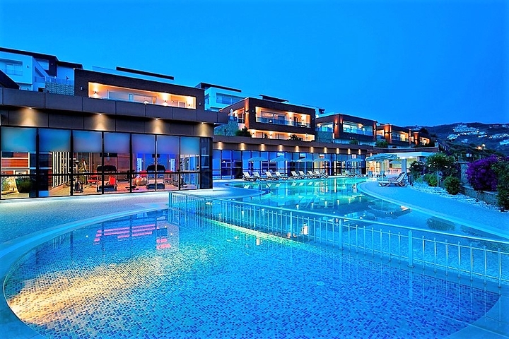 Пентхаус с видом на море в районе Каргыджак