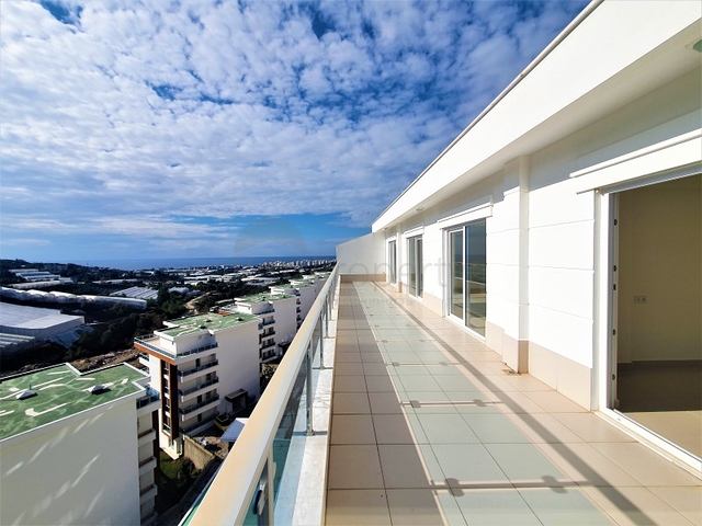 Пентхаус с видом на море в районе Каргыджак