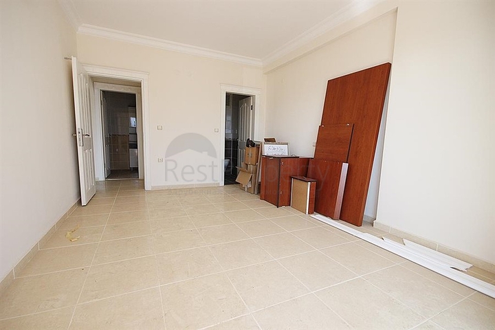 Пентхаус планировки 4+1 в центре Махмутлара