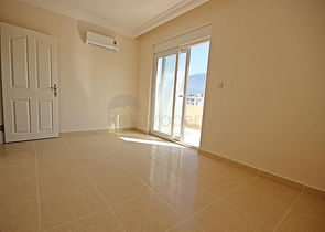 Пентхаус планировки 4+1 в центре Махмутлара