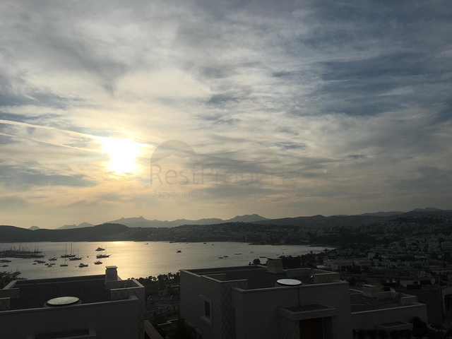 Доступные квартиры в центре Бодрума с видом на Море и город!