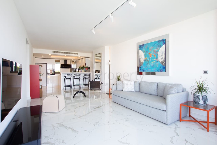 Доступные квартиры в центре Бодрума с видом на Море и город!