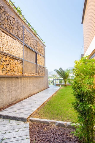 Доступные квартиры в центре Бодрума с видом на Море и город!