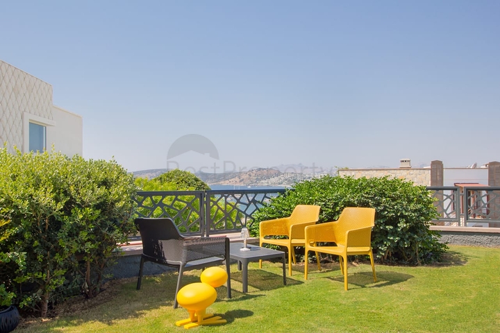 Доступные квартиры в центре Бодрума с видом на Море и город!