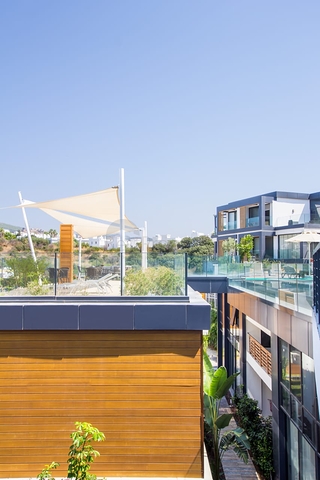 Доступные квартиры в центре Бодрума с видом на Море и город!