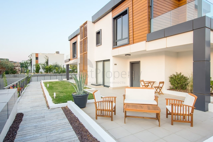 Доступные квартиры в центре Бодрума с видом на Море и город!